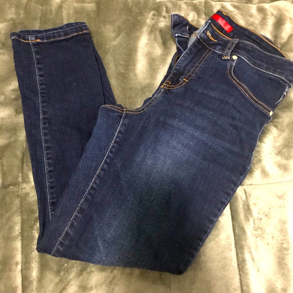 Jennifer Lopez blue jeans size 8!